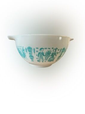 Vintage Pyrex Butterprint 1.5 Pt Cinderella Bowl Turquoise Amish Farm